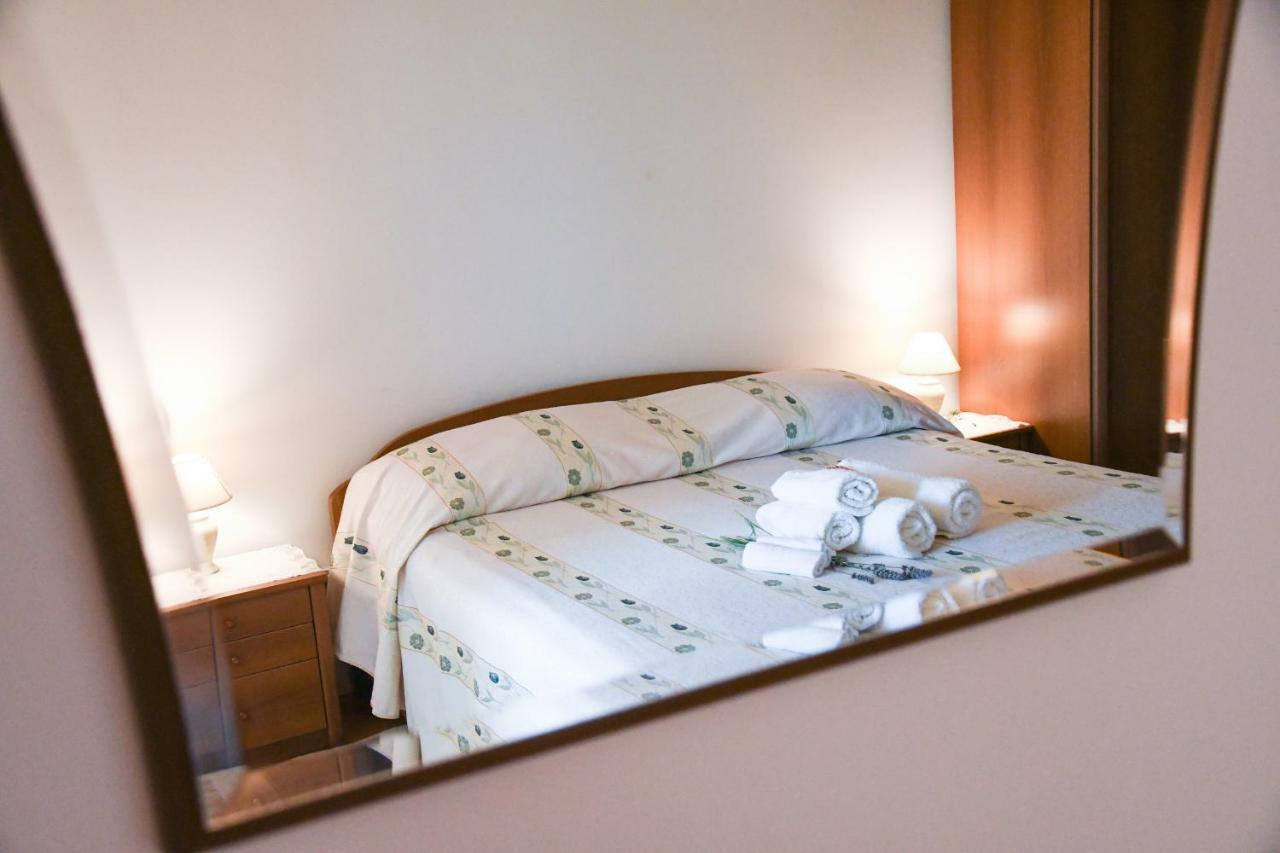 Appartement Duska à Umag Extérieur photo